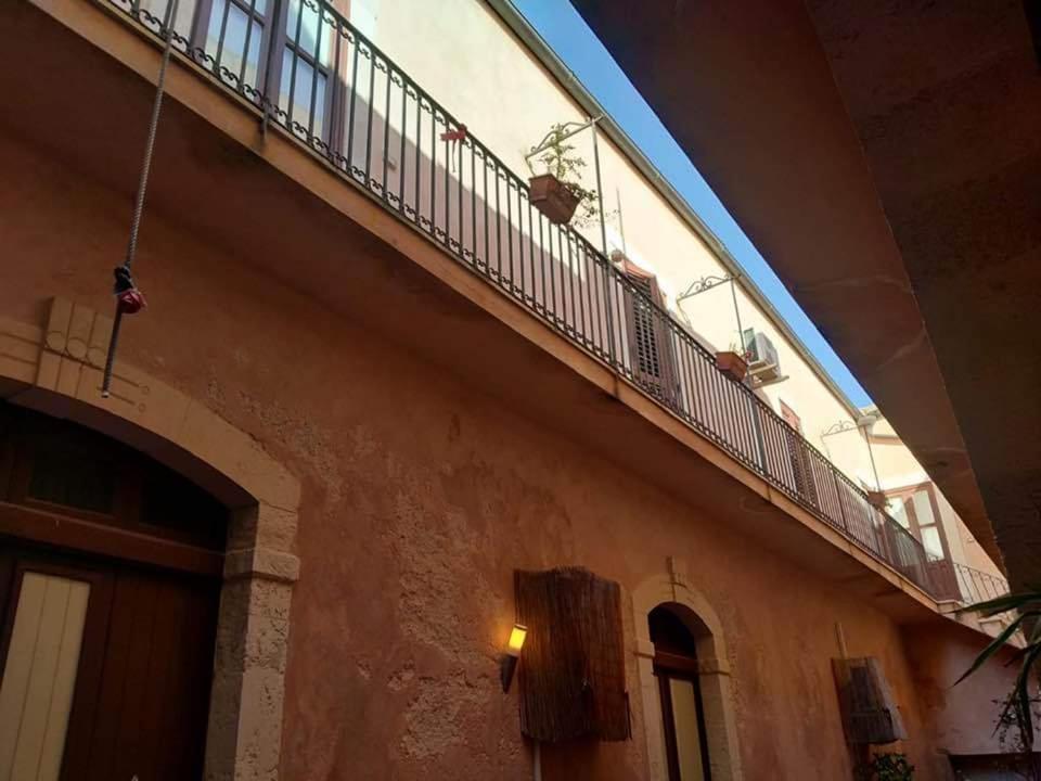 Palazzo Gancia Holiday Homes Syracuse Exterior photo